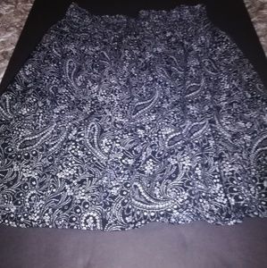 Old Navy B&W Paisley Skirt